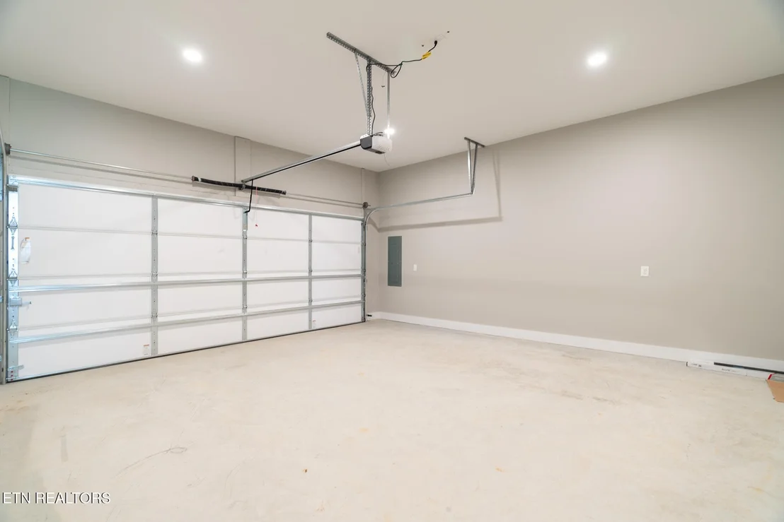 Photo of 729 Whippoorwill Circle