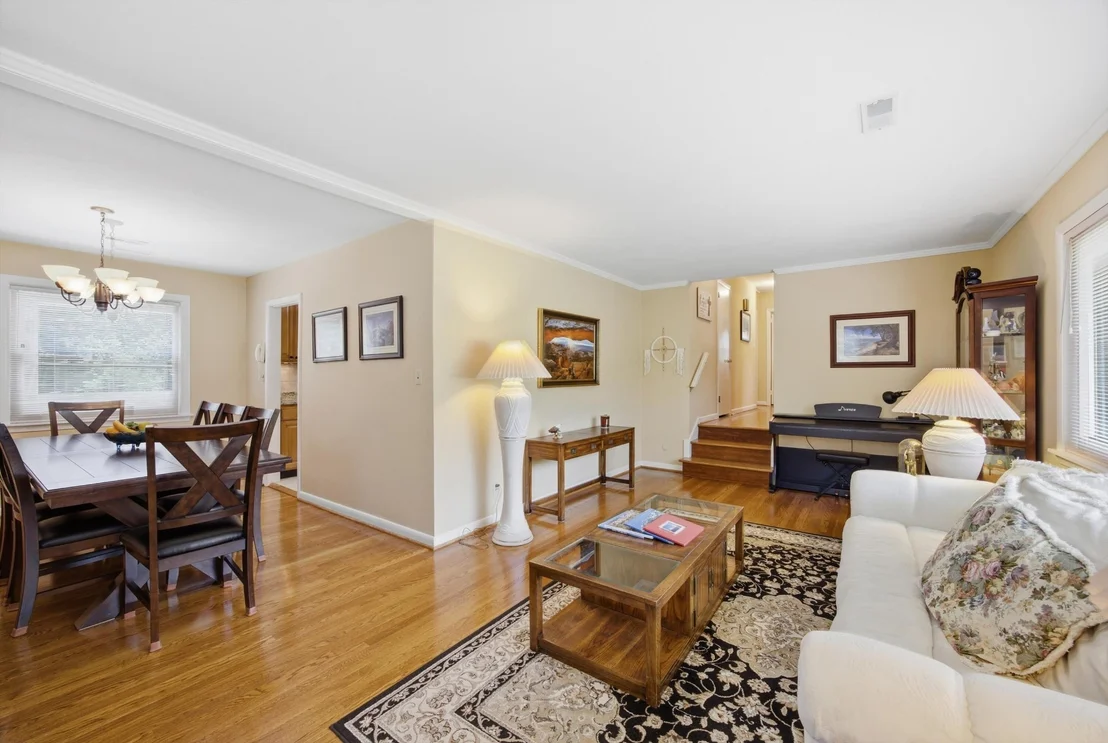 Photo of 601 Highview Circle