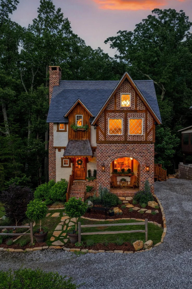 Photo of 32 Lantern Cove Road