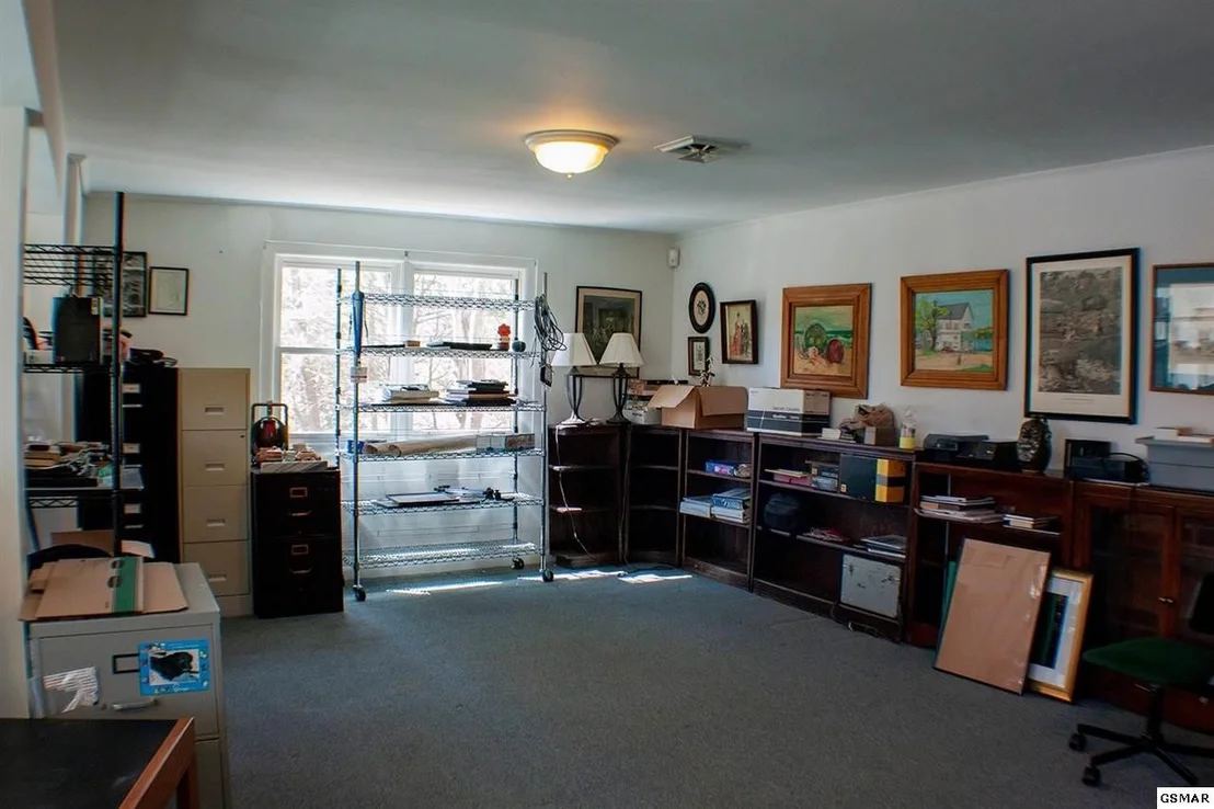 Photo of 1870 RIDGECREST Drive