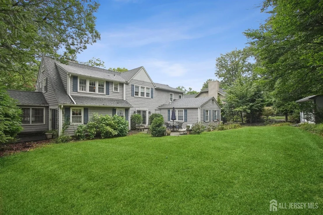Photo of 12 Edgewood Road