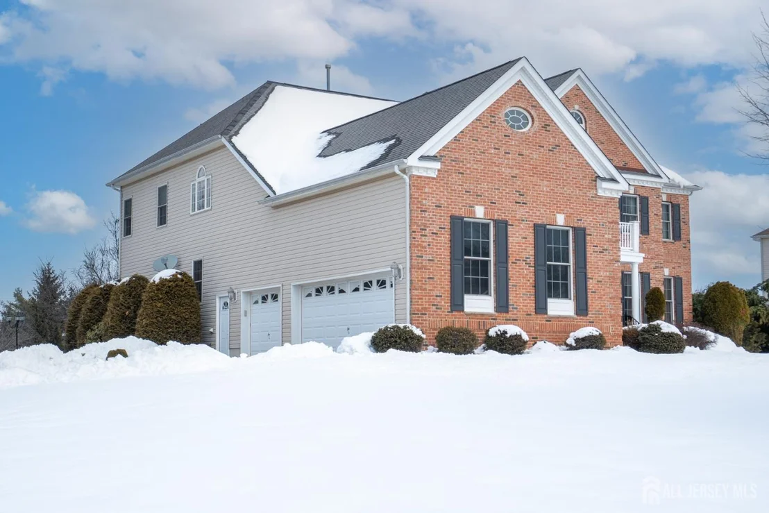 Photo of 2 Rustic Court