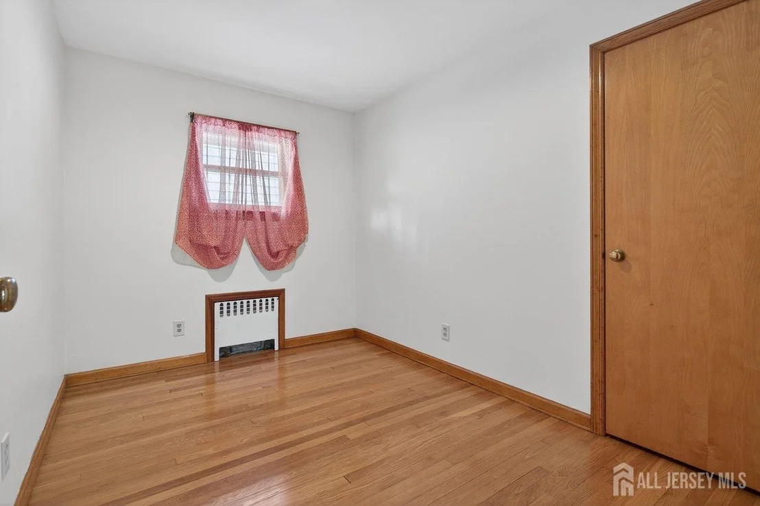 Photo of 595 Jacques Street