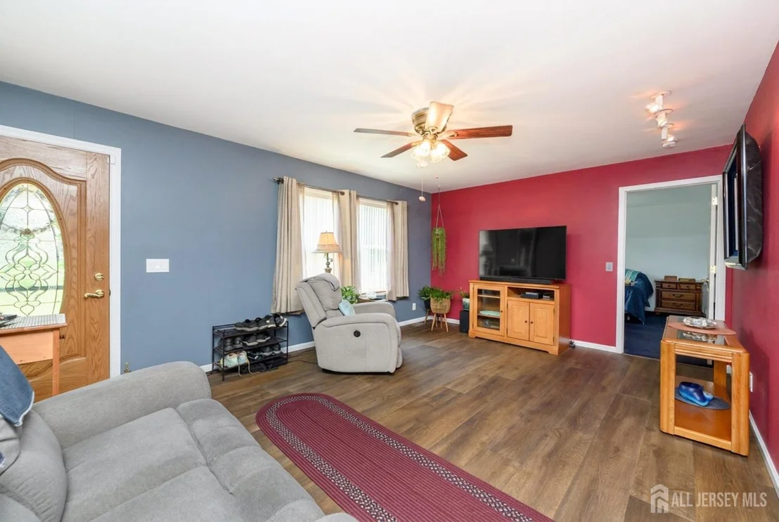 Photo of 19 Indian Trail
