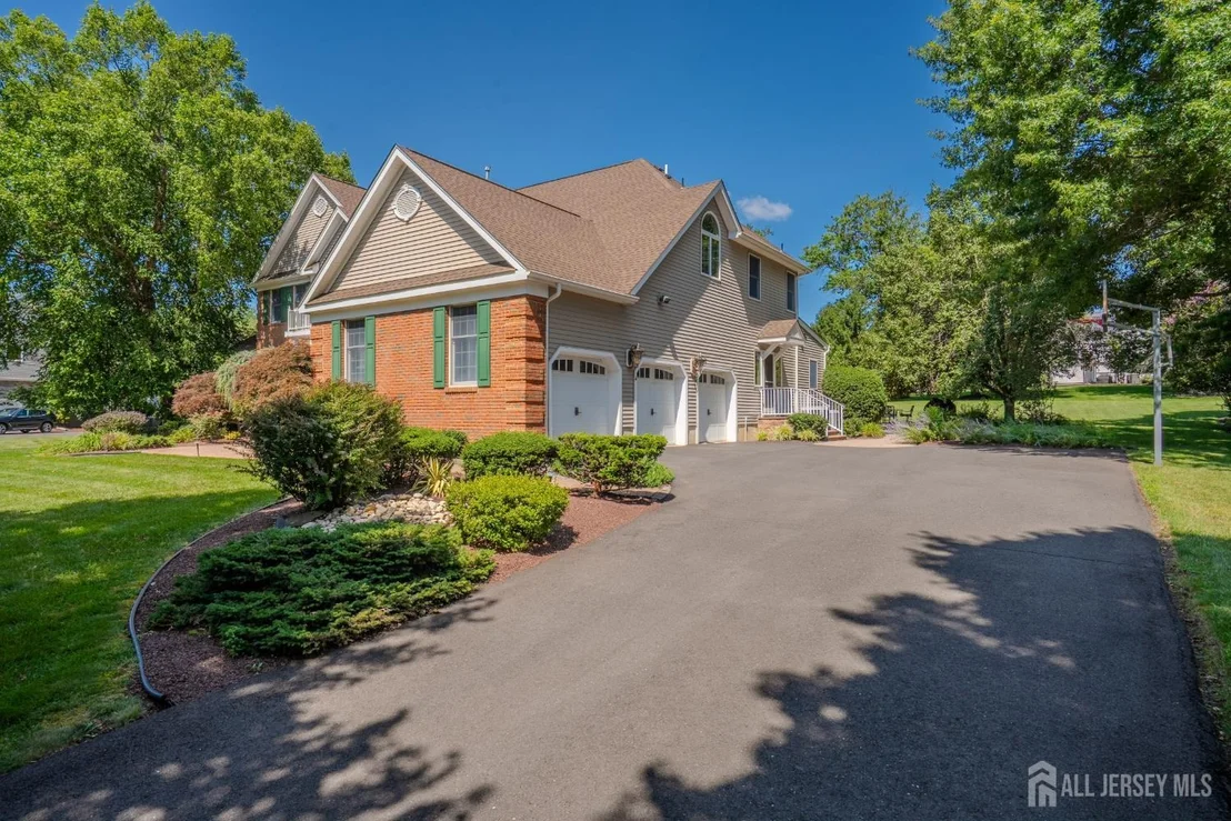 Photo of 8 Marian Drive