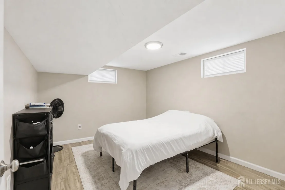 Photo of 24 Campbell Avenue