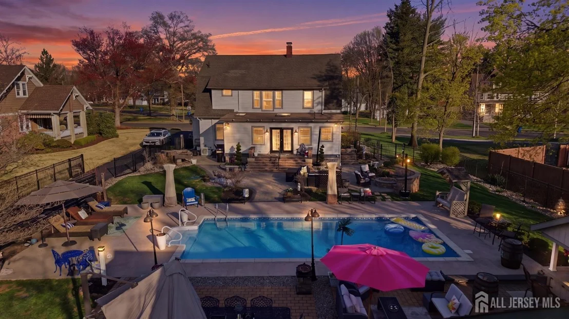 Photo of 151 Beechwood Avenue