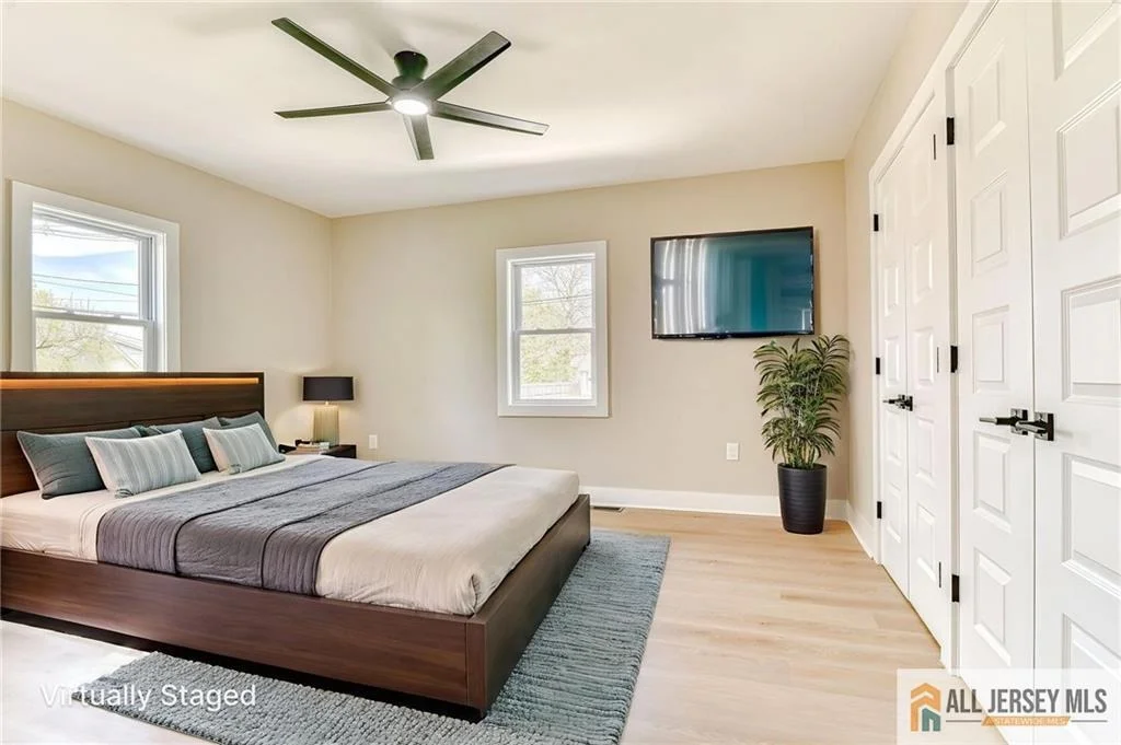 Photo of 32 Campbell Avenue