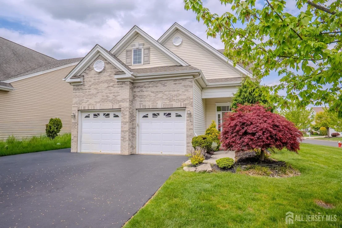 Photo of 2 Diamond Spring Drive