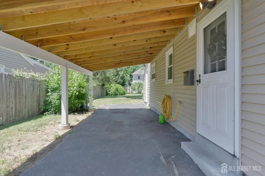 Photo of 8 Pierrepont Avenue