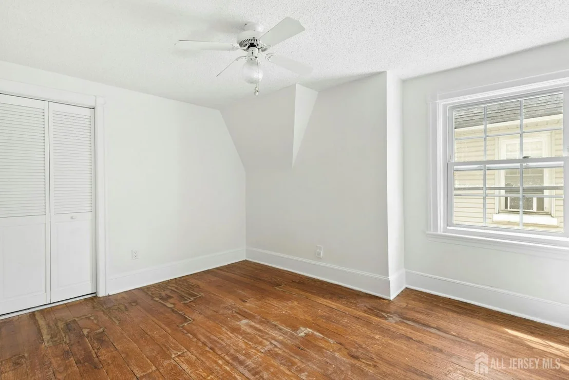 Photo of 366 Broad Street