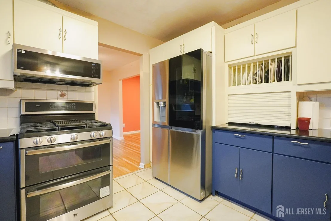 Photo of 3 E Charles Court
