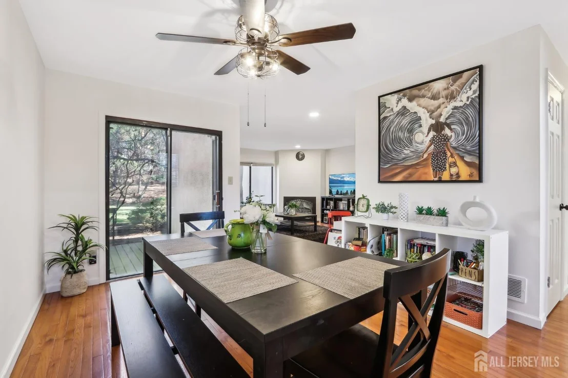 Photo of 627 Sayre Drive