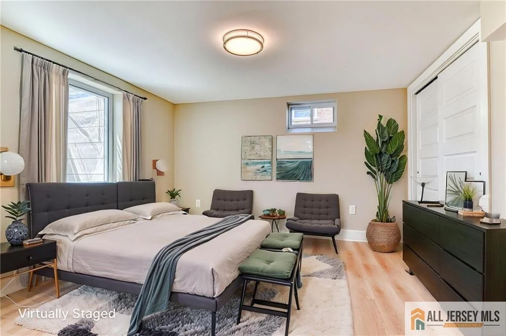 Photo of 32 Campbell Avenue
