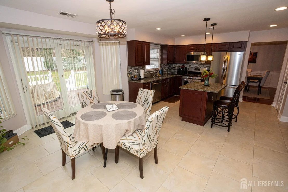 Photo of 31 Scarlet Drive