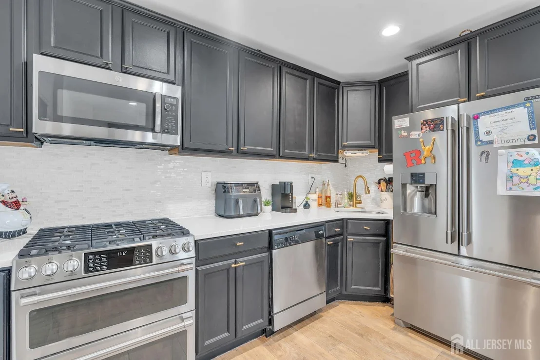 Photo of 282 Alpine Street