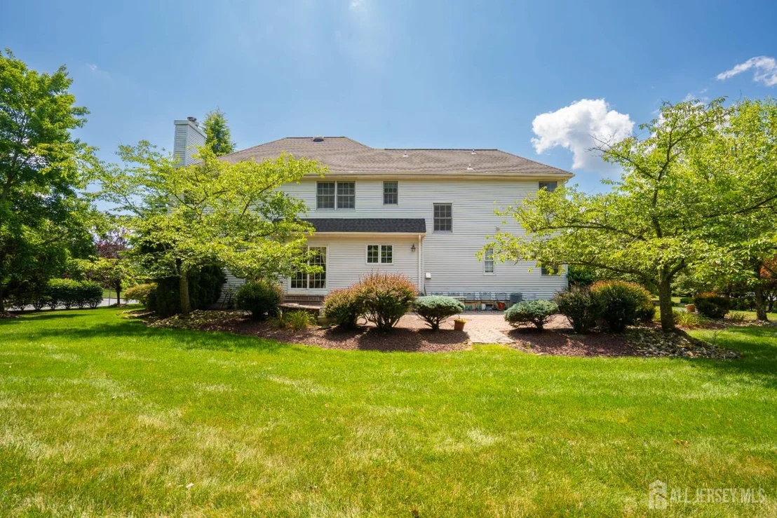 Photo of 31 Sapphire Drive