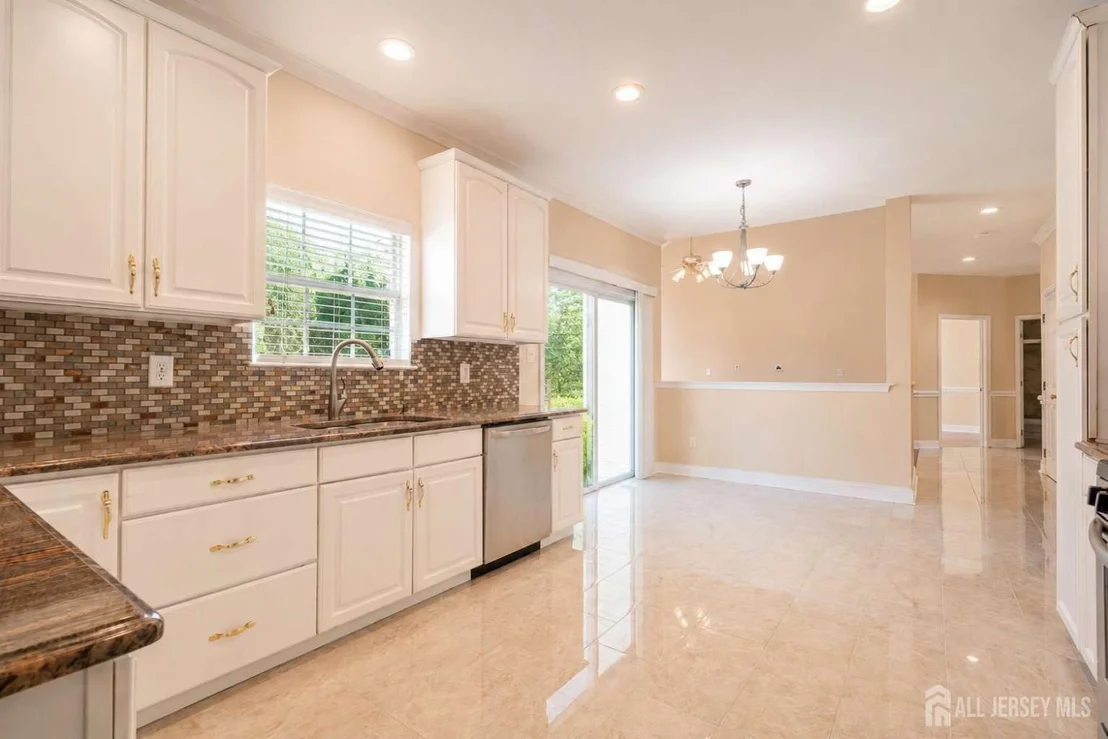 Photo of 4 Sequoia Drive