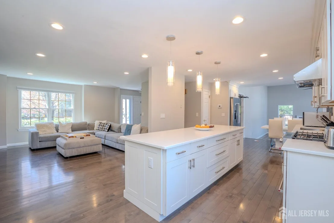 Photo of 6 Ruedeman Drive