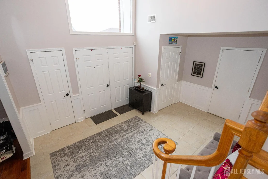 Photo of 31 Scarlet Drive