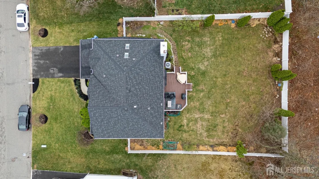 Photo of 31 Scarlet Drive