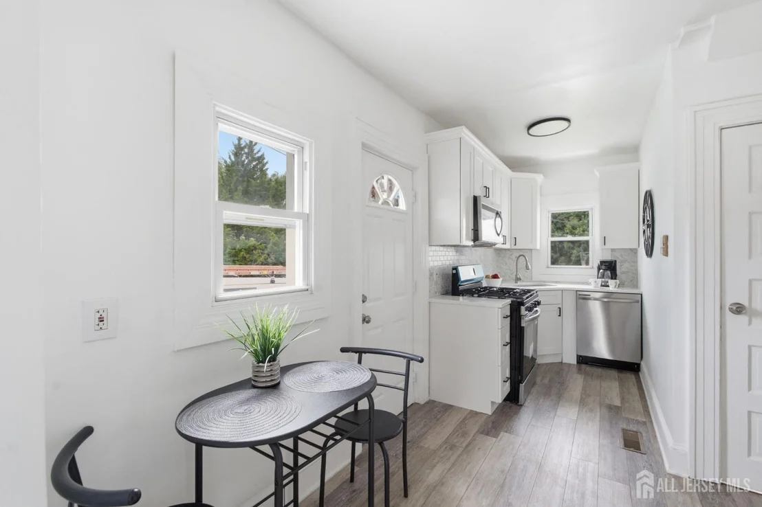 Photo of 18 Fox Road