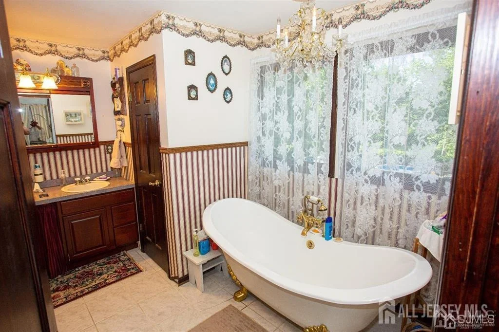 Photo of 219 Johnson Lane