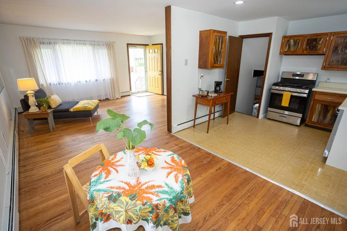 Photo of 8 Stony Road