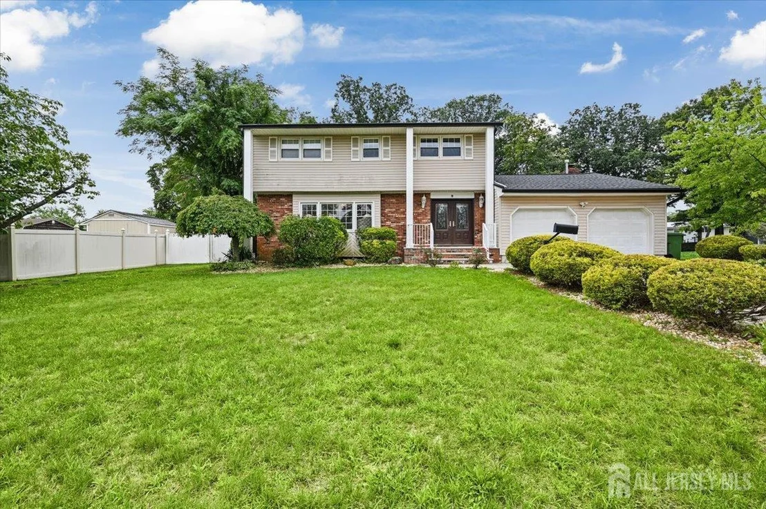 Photo of 8 dusko Drive