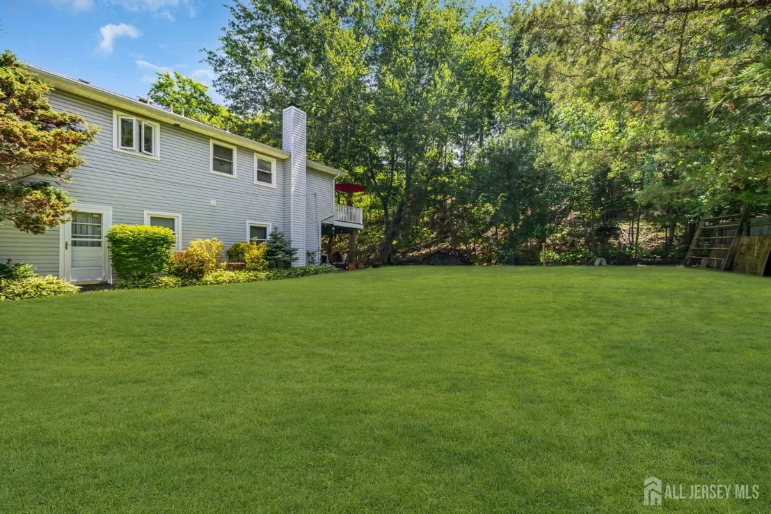 Photo of 7 S Brook Drive