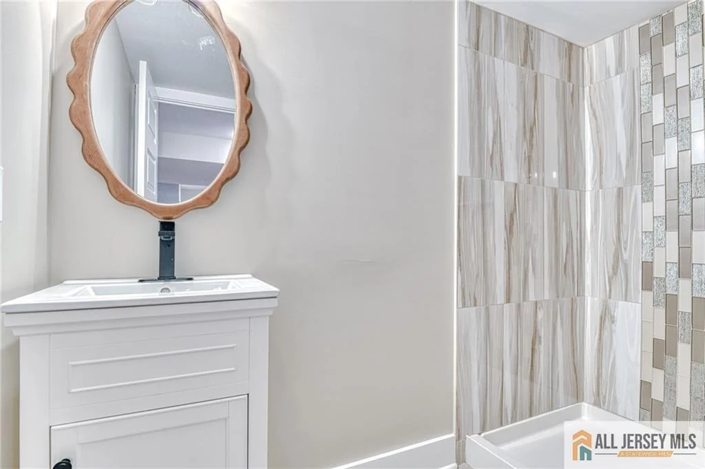 Photo of 32 Campbell Avenue