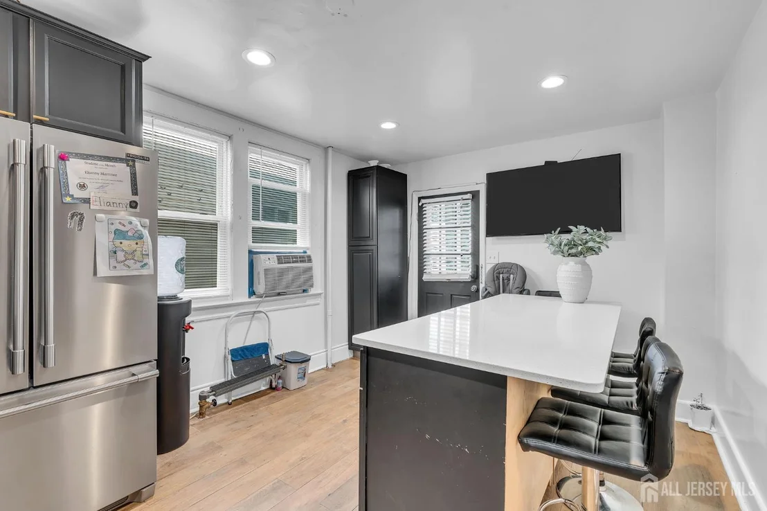 Photo of 282 Alpine Street