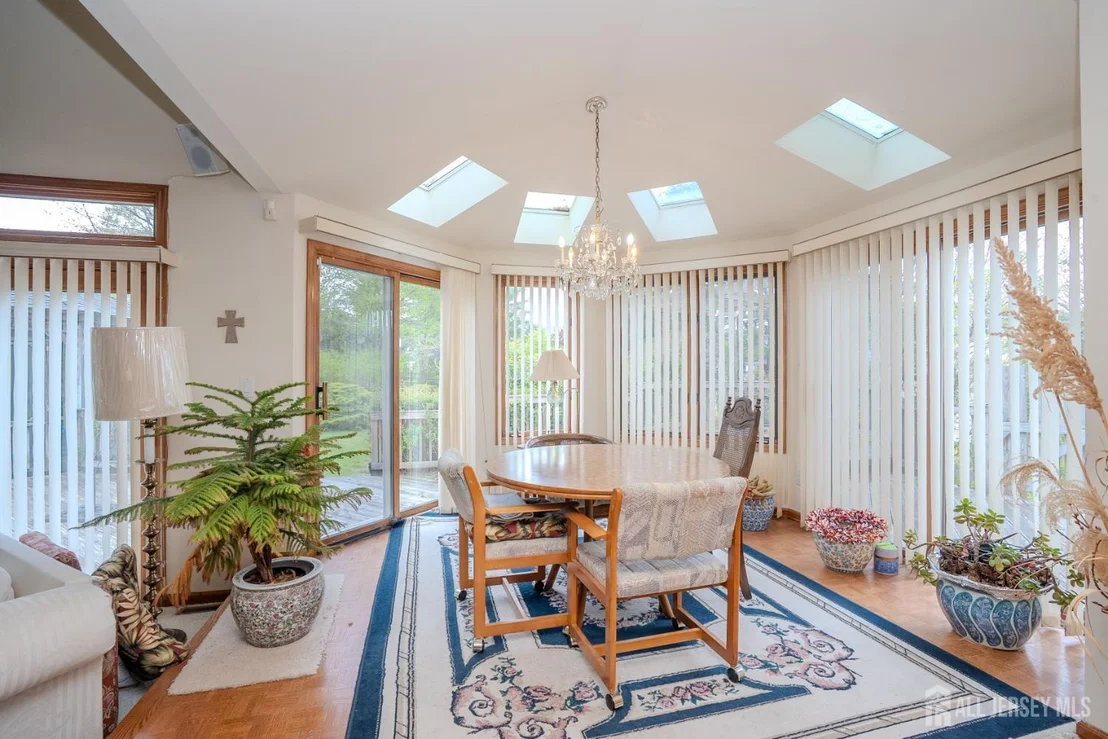 Photo of 20 Sapphire Drive