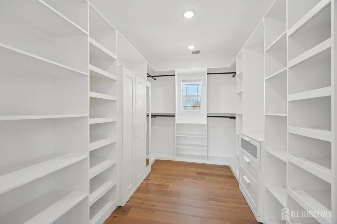 Photo of 75 Jefferson Boulevard