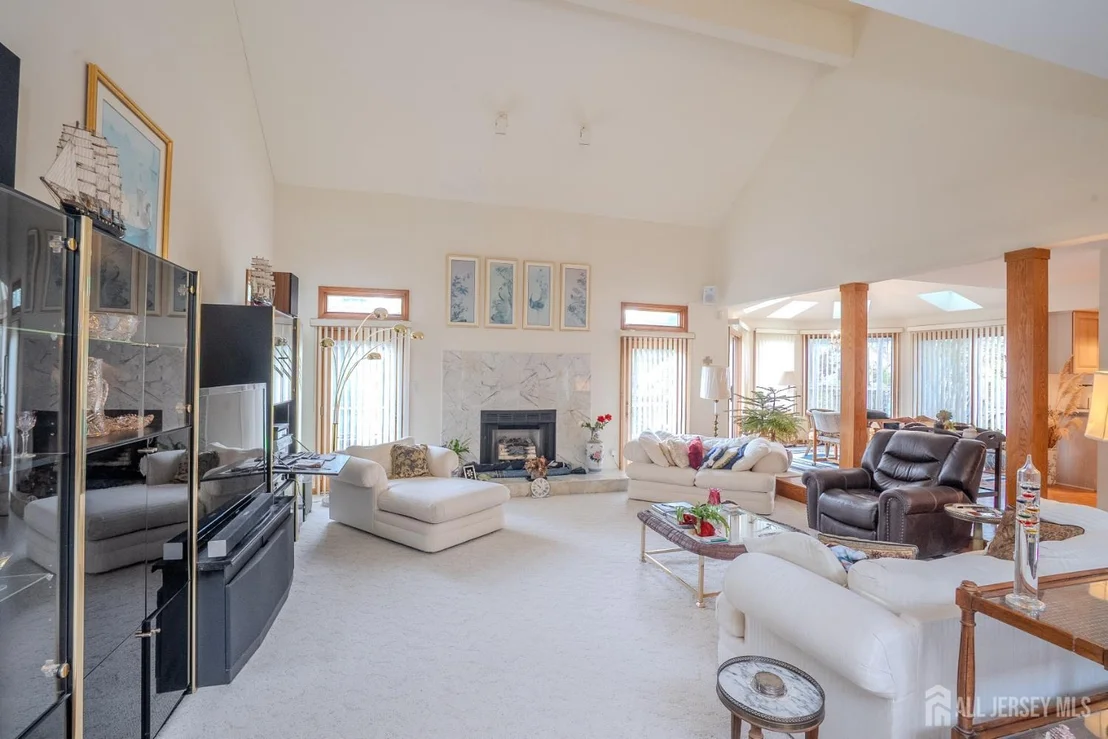 Photo of 20 Sapphire Drive