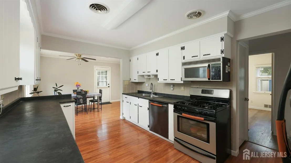Photo of 26 Lynn Avenue
