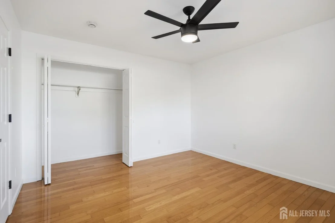 Photo of 53 Bernard Avenue