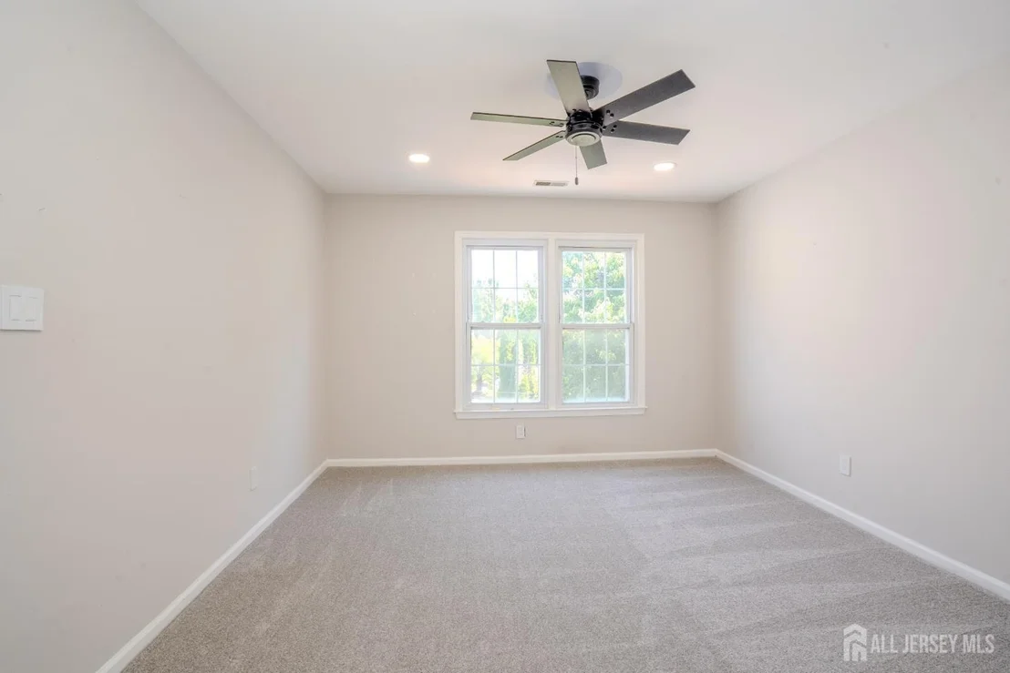 Photo of 37 Kinglet Drive