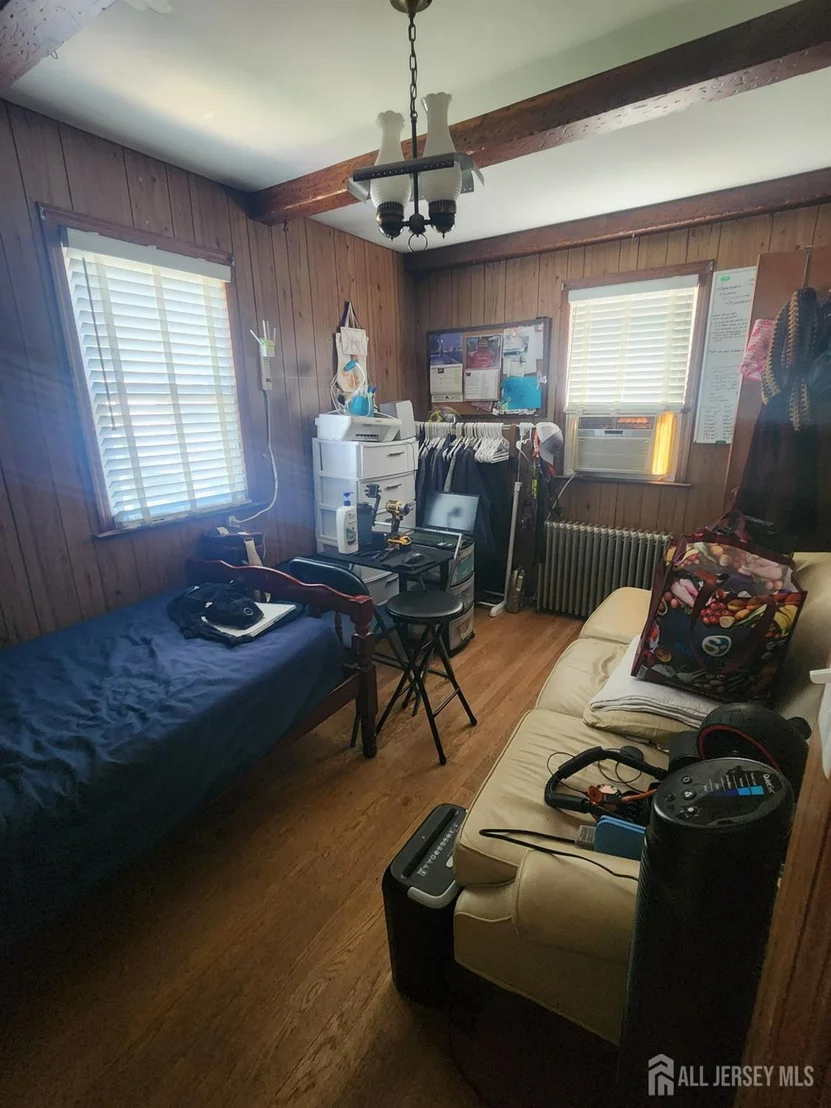 Photo of 215 Summit Avenue