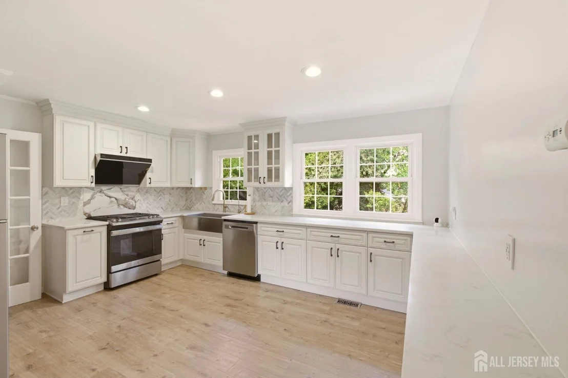 Photo of 19 Sycamore Avenue