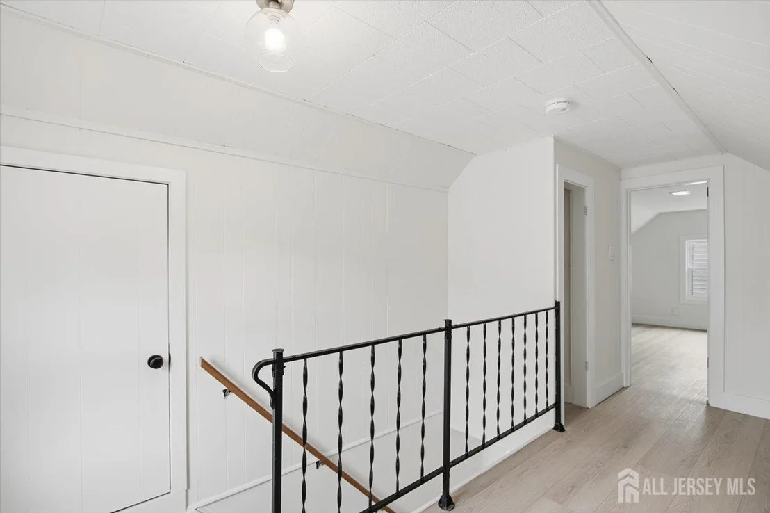 Photo of 421 1st Street