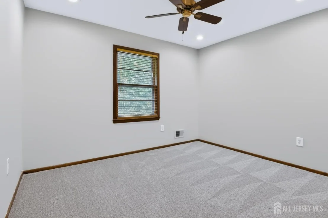 Photo of 34 Harkins Road
