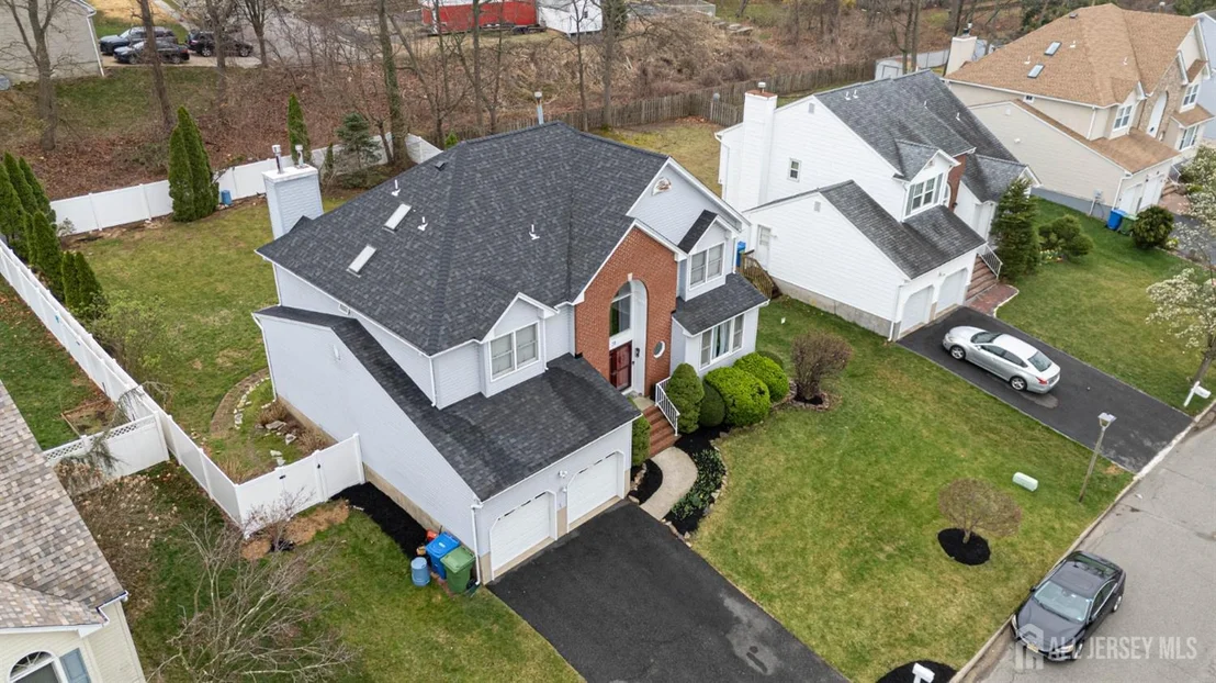 Photo of 31 Scarlet Drive