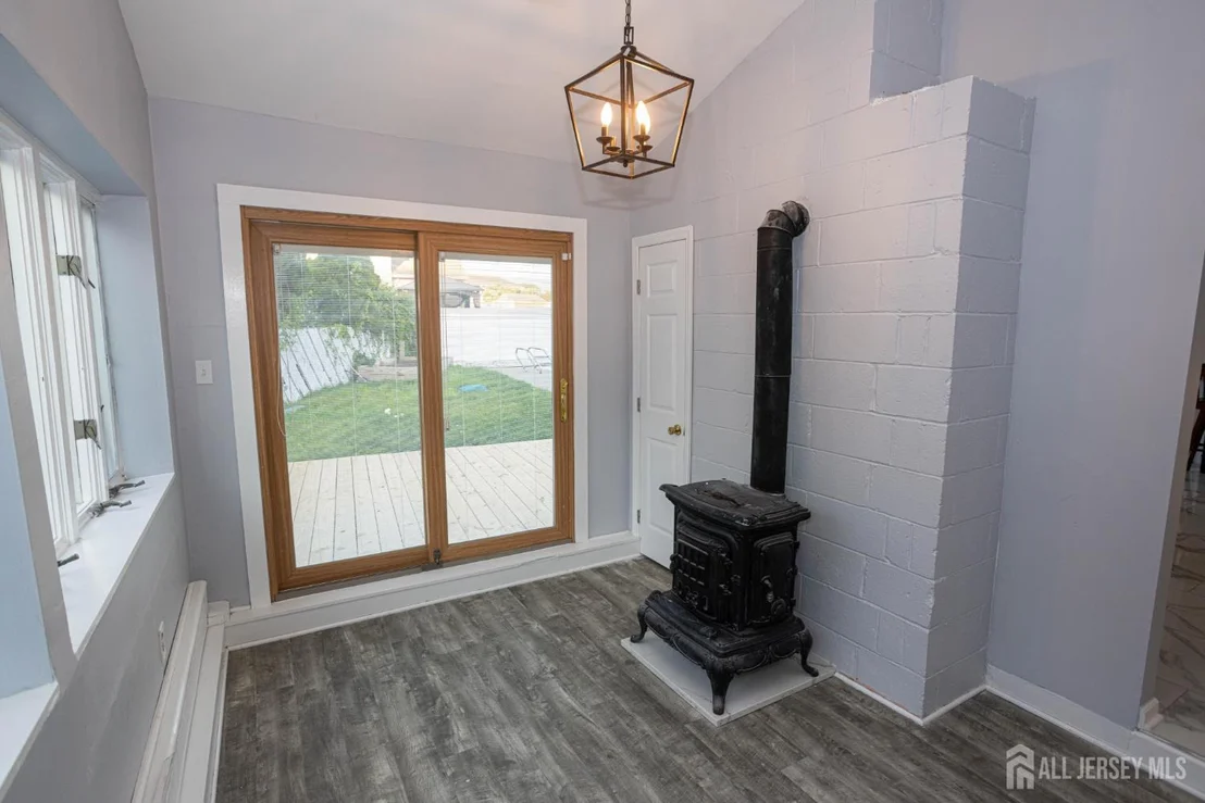 Photo of 18 Robinhood Drive