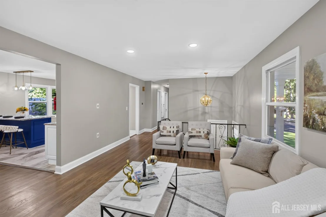 Photo of 247 Farragut Road