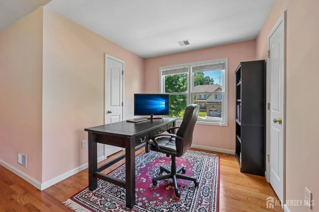 Photo of 6 Willow Drive