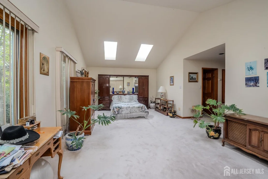 Photo of 20 Sapphire Drive