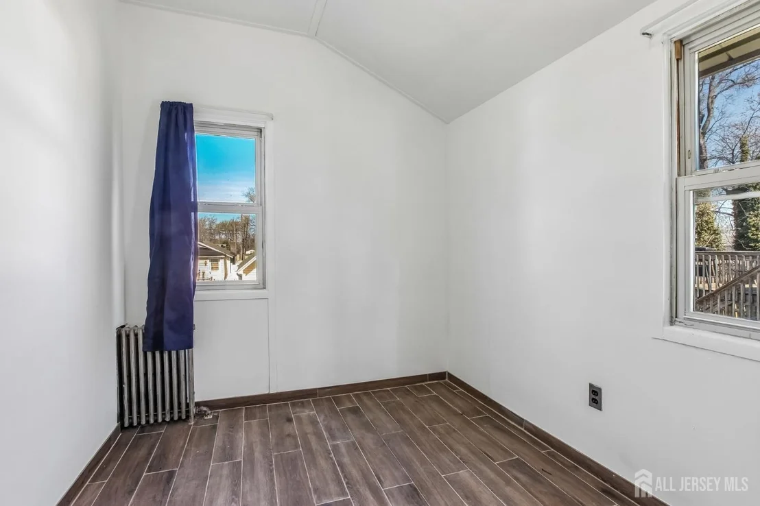 Photo of 26 Hilltop Boulevard