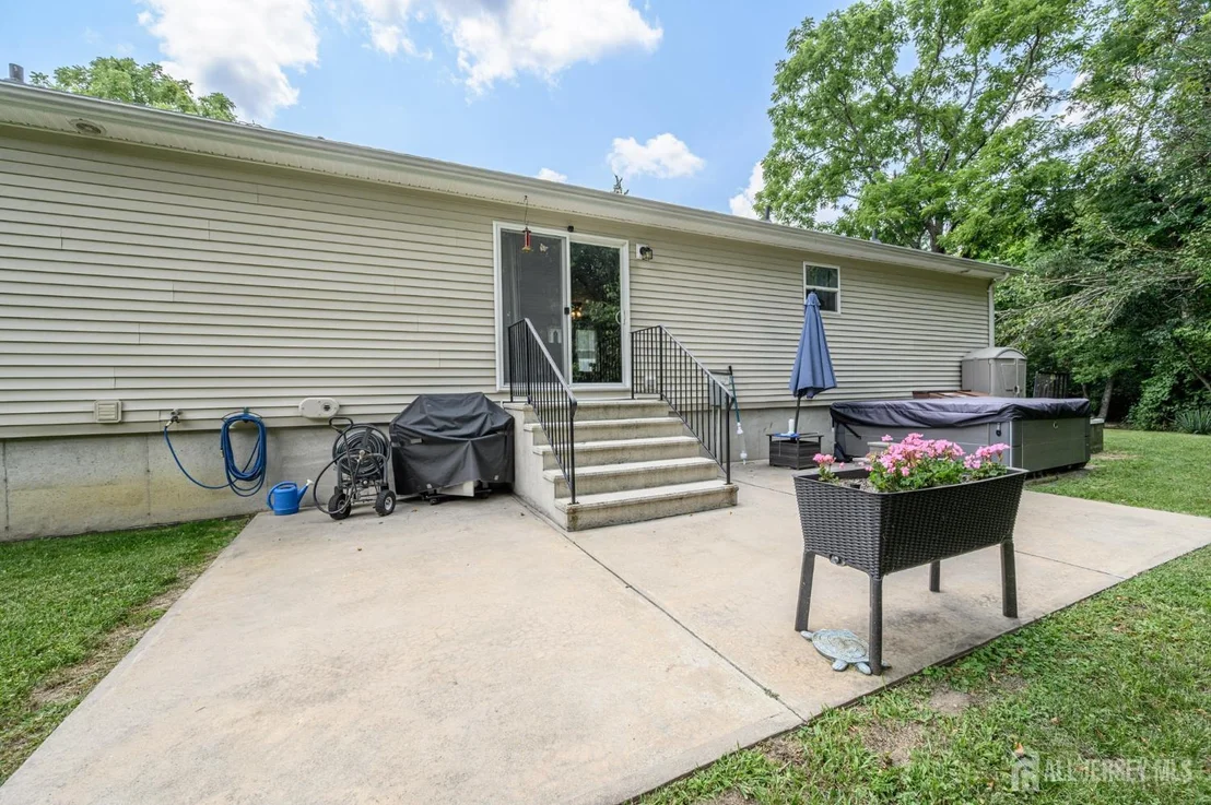 Photo of 19 Indian Trail