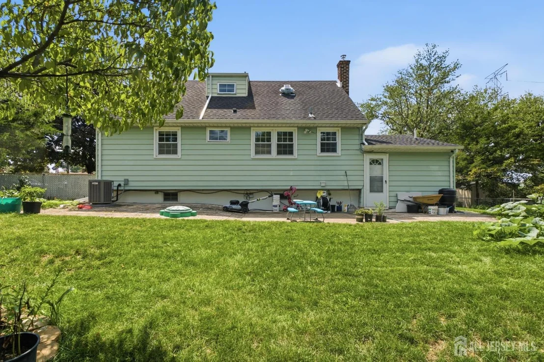 Photo of 19 Sycamore Avenue